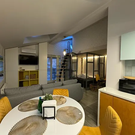 Apartamento Balcony Bliss Main Square Loft Cracovia Exterior foto