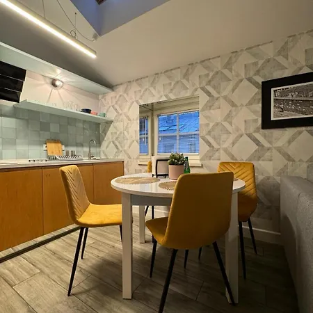 Apartamento Balcony Bliss Main Square Loft Cracovia Exterior foto